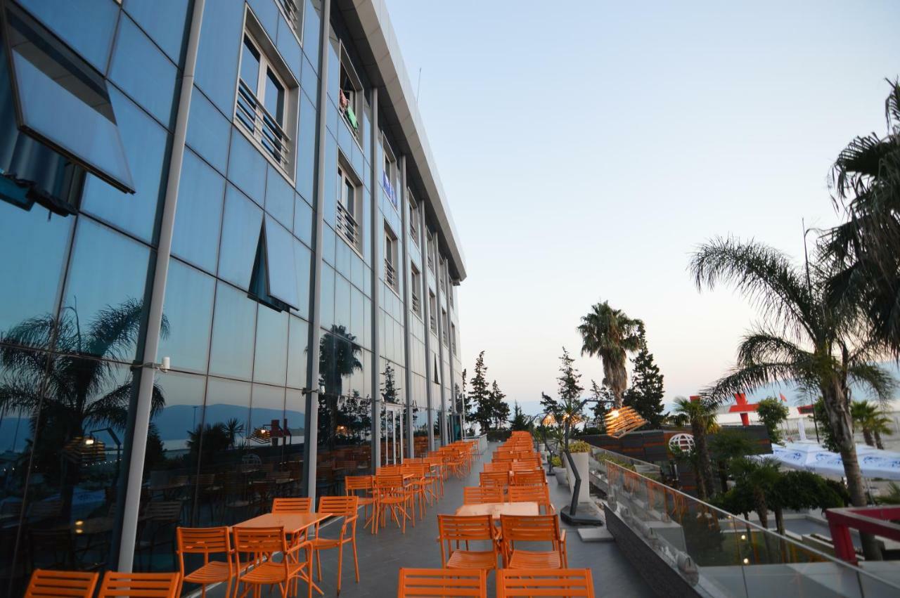 Hotel Vlora International ภายนอก รูปภาพ